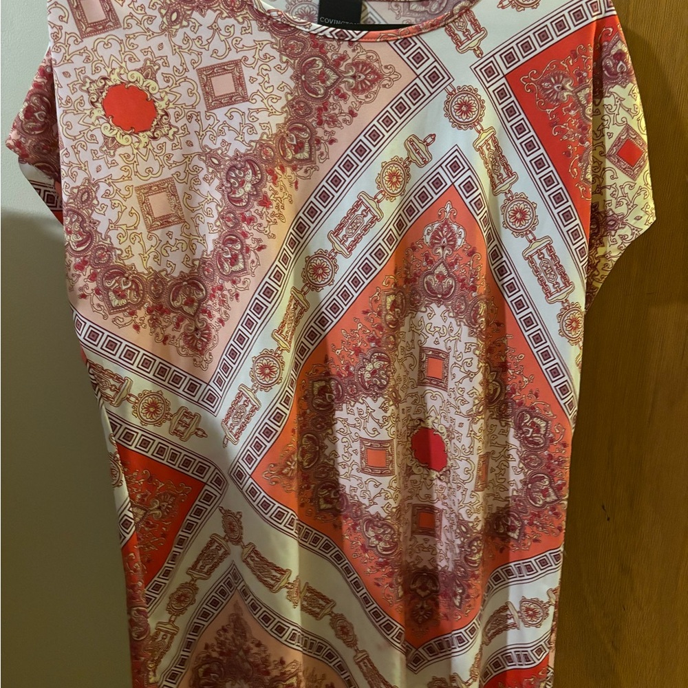 Women’s Covington Pink and White Patterned Blouse Size Medium